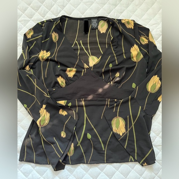 Vintage Top ASO Lorelai Gilmore on Gilmore Girls - Picture 4 of 4